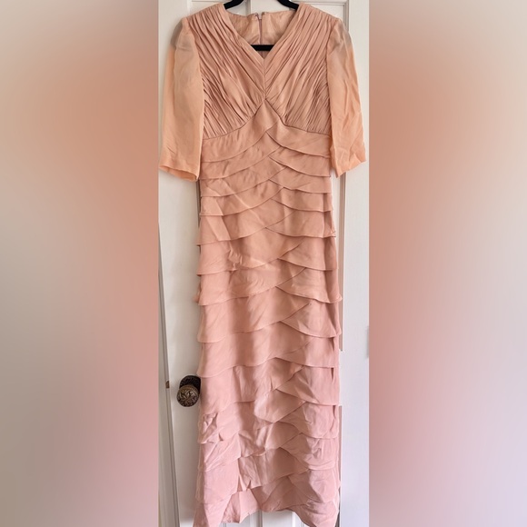 Dresses & Skirts - Vintage Tiered Ruffle Pink Women's Dress